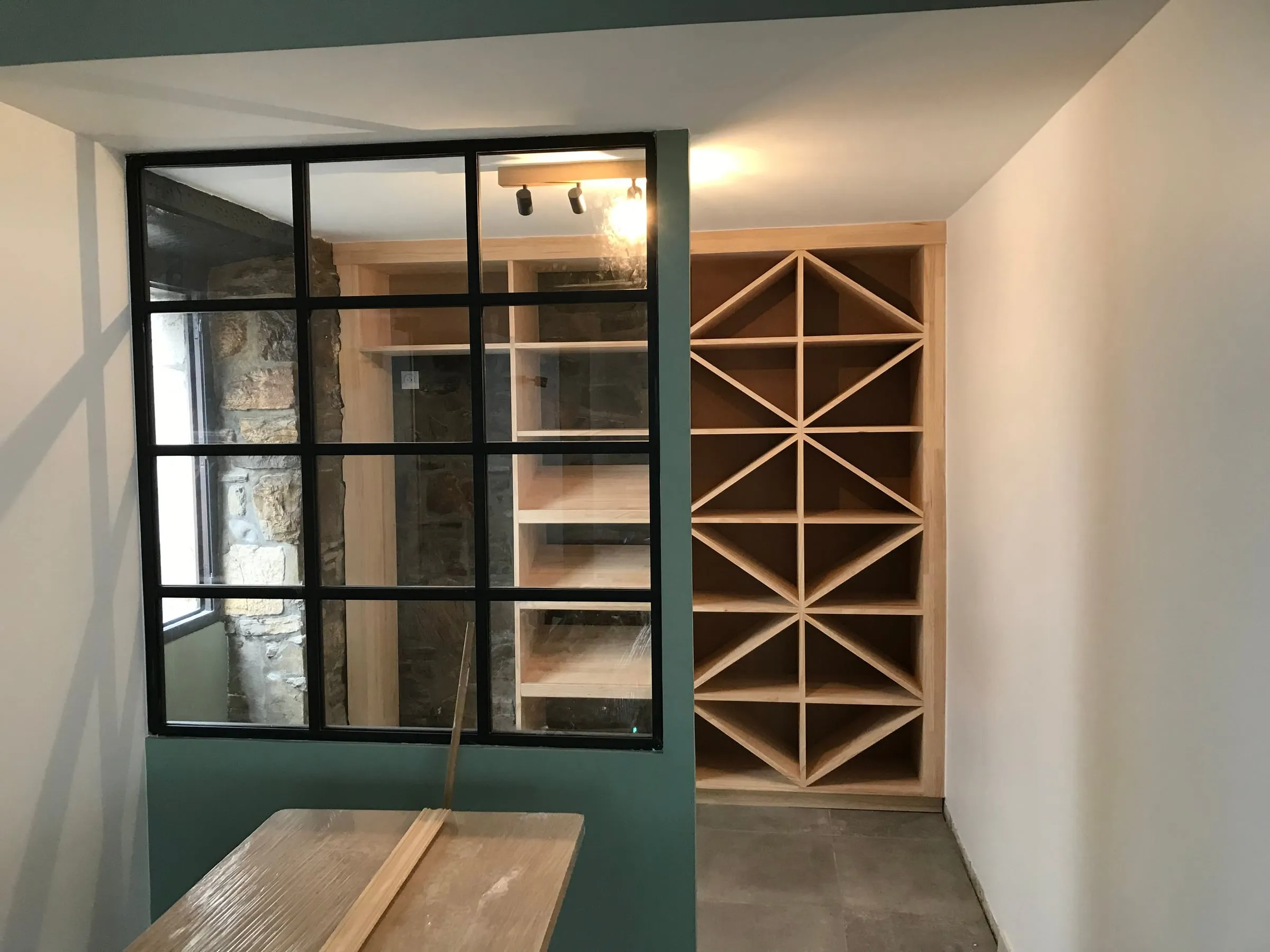 Agencement sur mesure — ouvrage terminé, photo 1